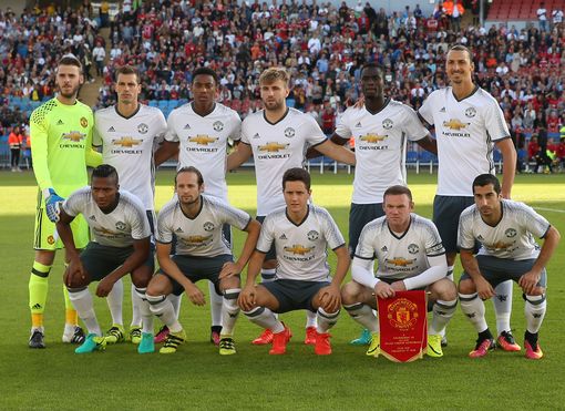 经历可怕的 经历可怕的